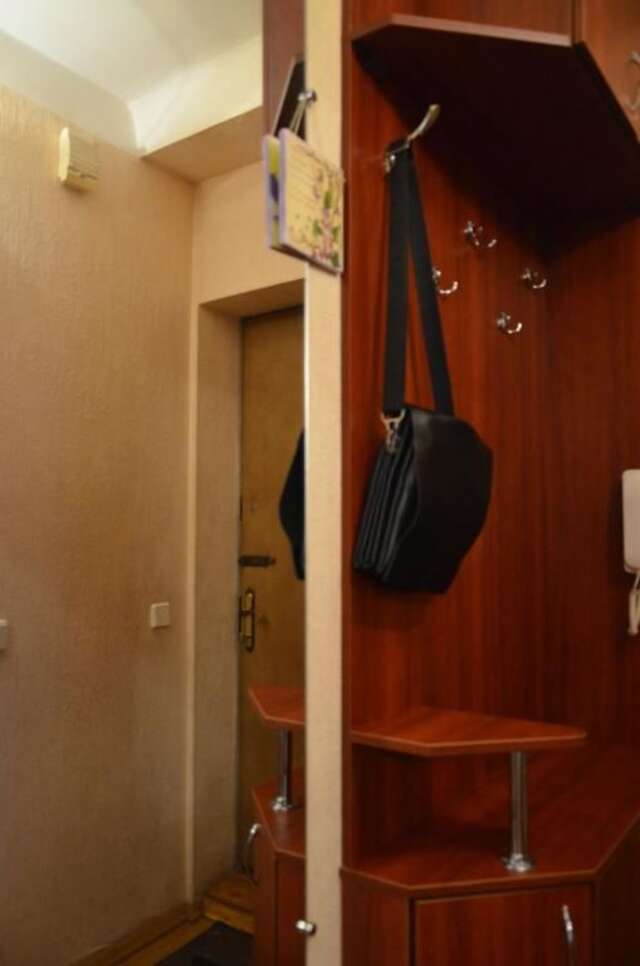 Апартаменты Kvartira Posutochno vozle Metro Levoberezhnaya Киев-38